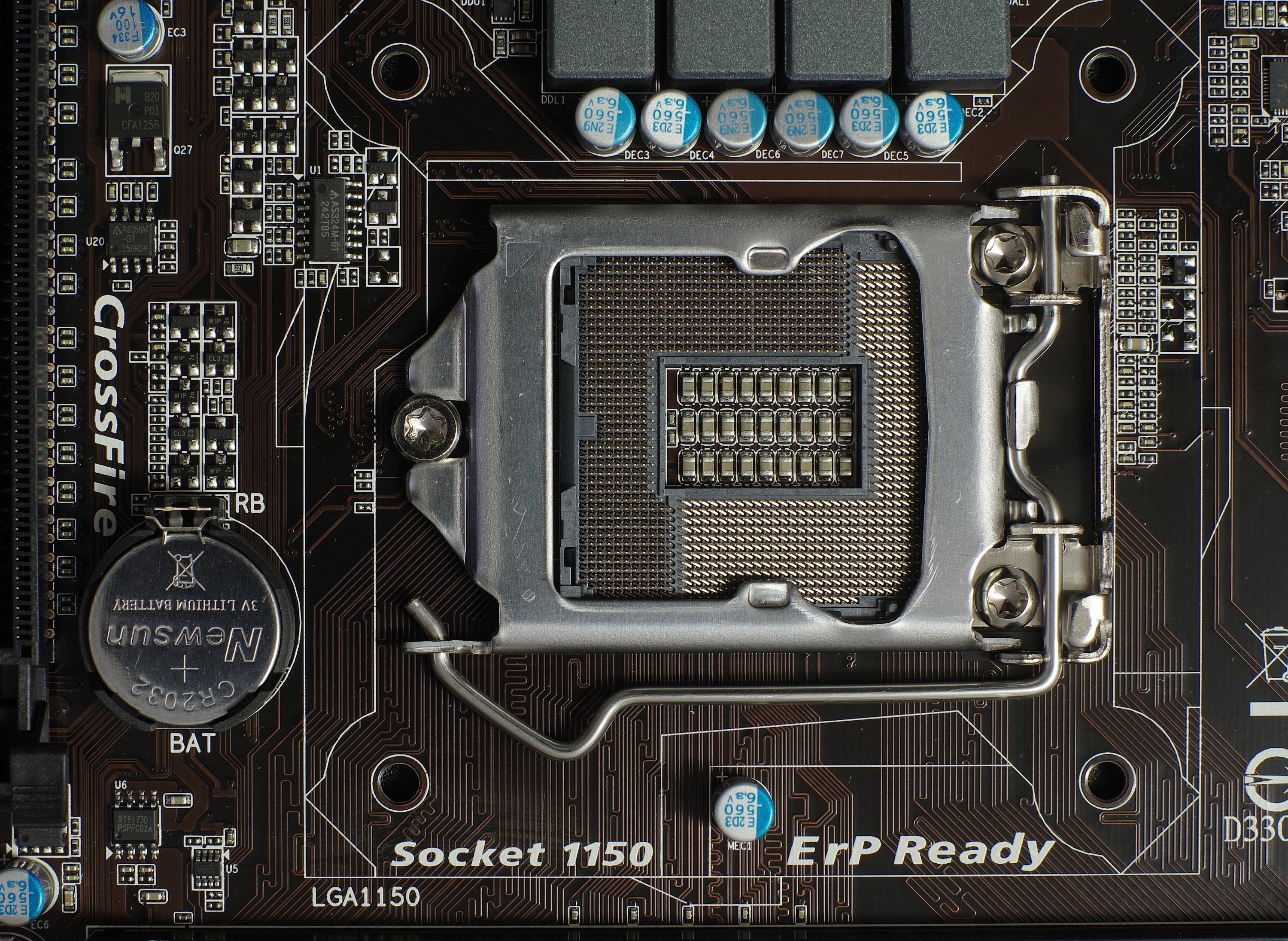 [Изображение: Intel_Socket_1150_IMGP8590_smial_wp.jpg]