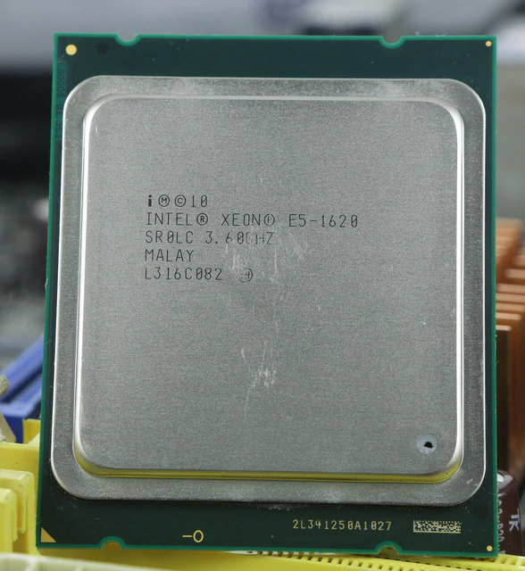 [Изображение: Intel-Xeon-E5-1620-3-6-4-Core-10-Socket.jpg_640x640.jpg]